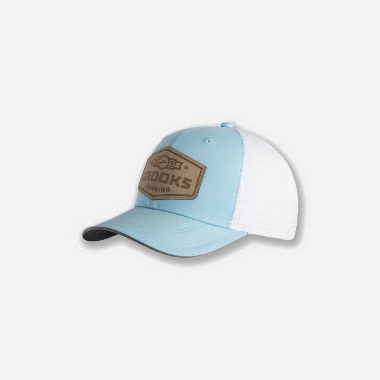 Brooks Discovery Trucker Israel - Men's Running Hat - Arctic/LightSkyBlue/White//Adventure Run (6857